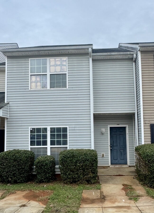 Building Photo - 1725 Carrington Dr