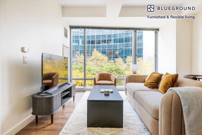 Building Photo - 1335 Boylston St