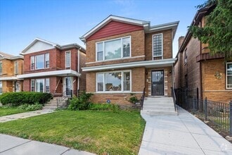 Building Photo - 2131 W 53rd Pl