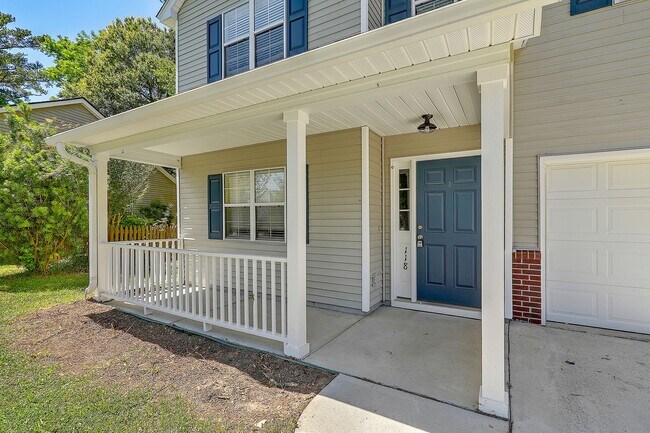 Building Photo - Gorgeous 2 story family home located in Br...