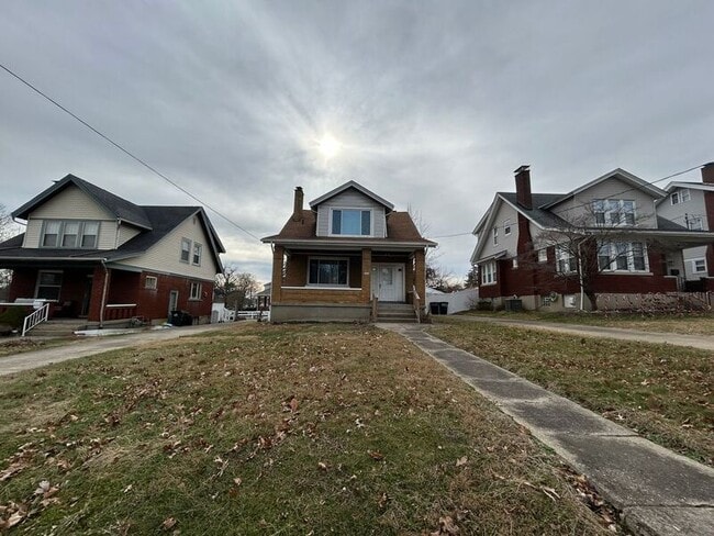 Foto del edificio - 4131 St Martins Pl