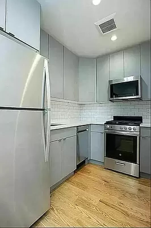 Foto del edificio - 127 East 36th Street