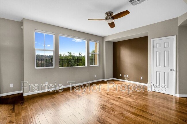 Foto del edificio - 2621 Matera Ln