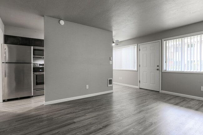 Interior Photo - Uptown at Lake Oswego