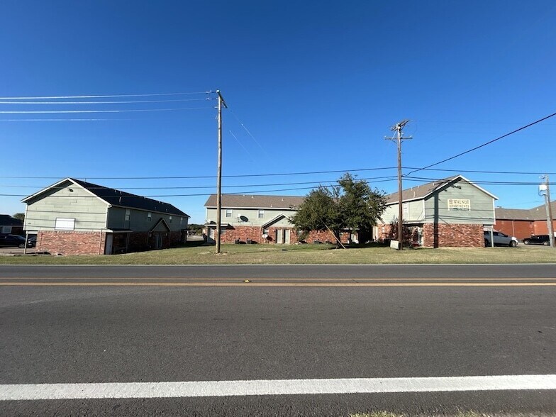 Foto principal - 809 W Walnut St