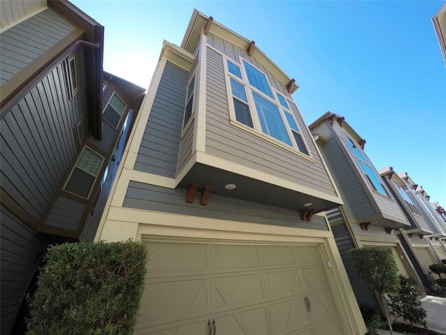 Foto del edificio - 765 Waverly St