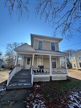 Building Photo - 419 W Vine St