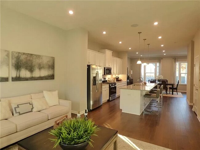 Foto del edificio - 1008 Mohawk Ln