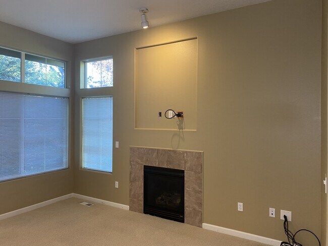 Photo - 10789 SW Canterbury Ln House