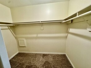 Building Photo - 10131 Sagedale Dr