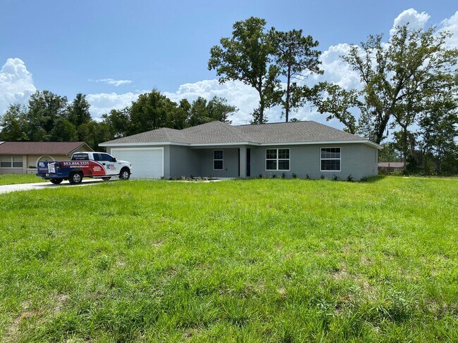 Building Photo - Desirable SW Ocala Neighborhood 4/2/2