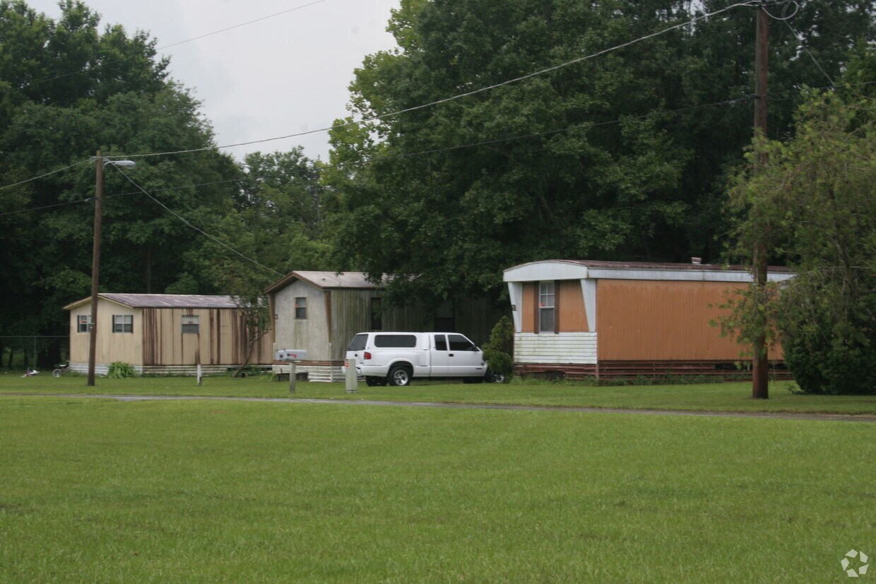 Foto principal - Triple T Mobile Home Park