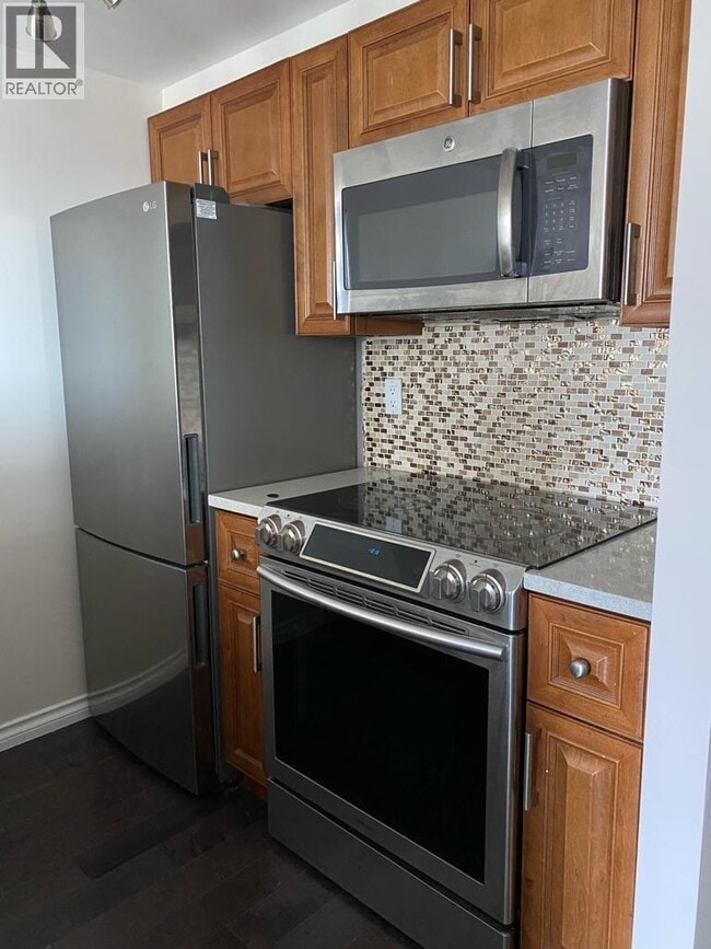 Photo du bâtiment - 1331 W Georgia St