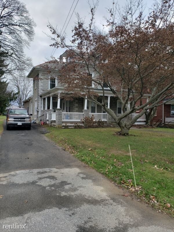 Foto principal - 310 Manor Ave
