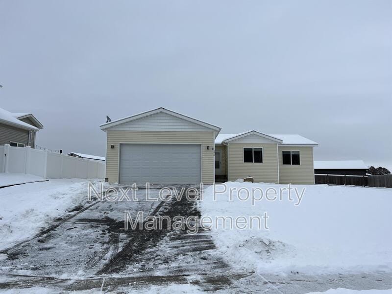379 Bismark St, Kalispell, MT 59901 House Rental in Kalispell, MT