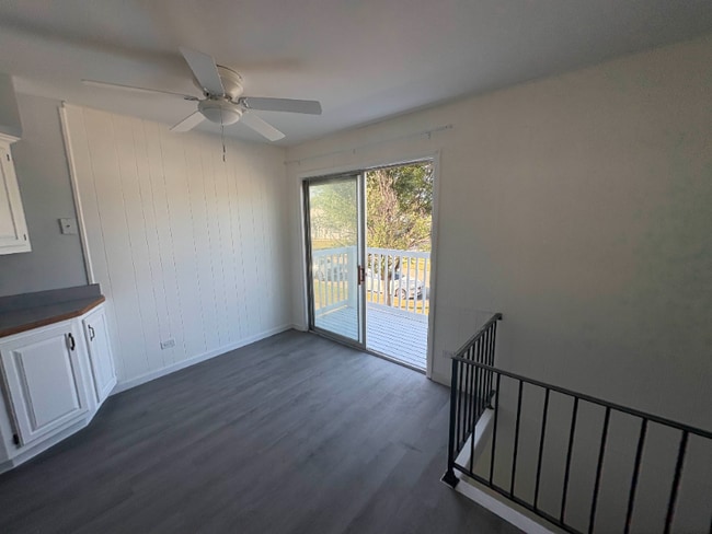 Building Photo - 192 Mary Ct