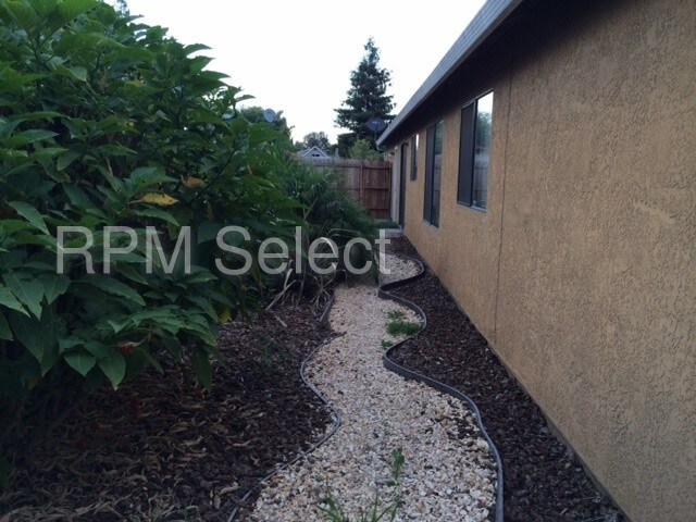 Building Photo - 102 Fairview Dr