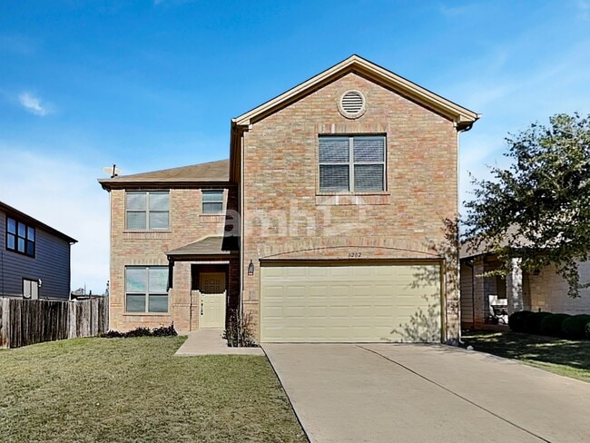 Building Photo - 6202 Roseborough Dr