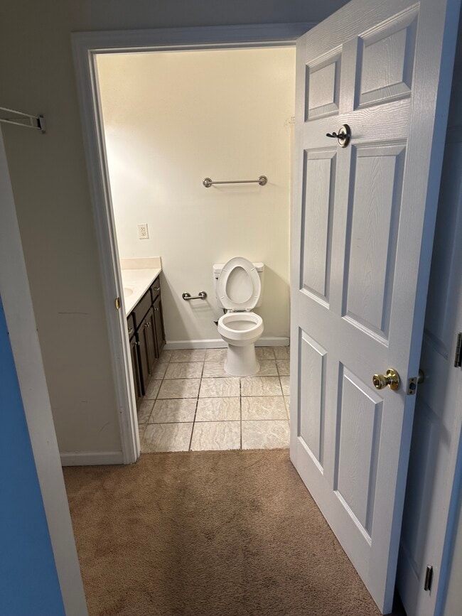 1115 Trinity St Unit 305, Thomasville, NC 27360 Condo for Rent in