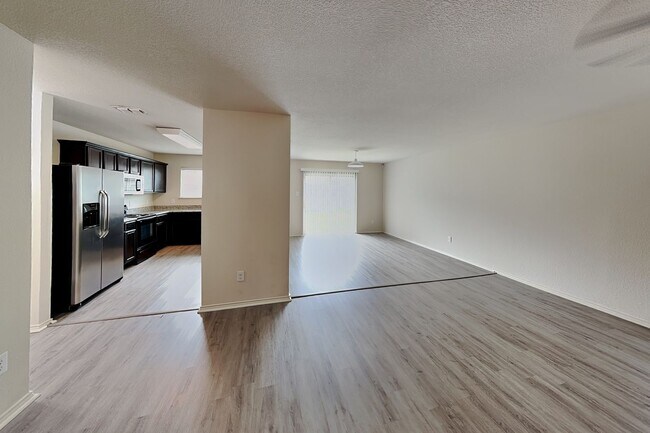 Foto del edificio - 7605 Lake Vista Way