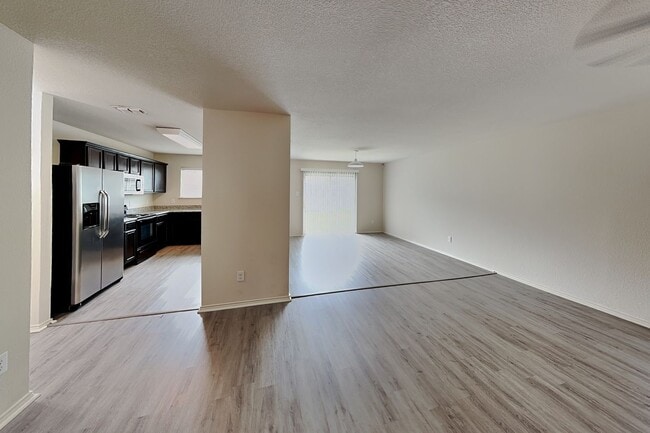 Photo - 7605 Lake Vista Way House