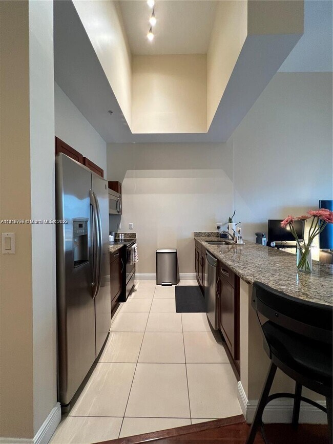 Building Photo - 7275 SW 90th Way