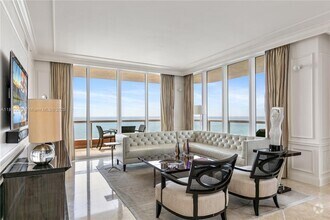 Building Photo - 17875 Collins Ave