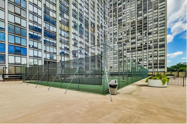 Foto del edificio - 5445 N Sheridan Rd