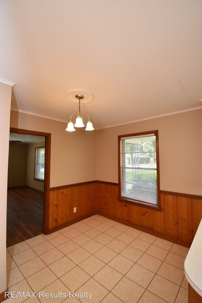 Building Photo - 2 br, 1 bath House - 1304 Fairfield Drive