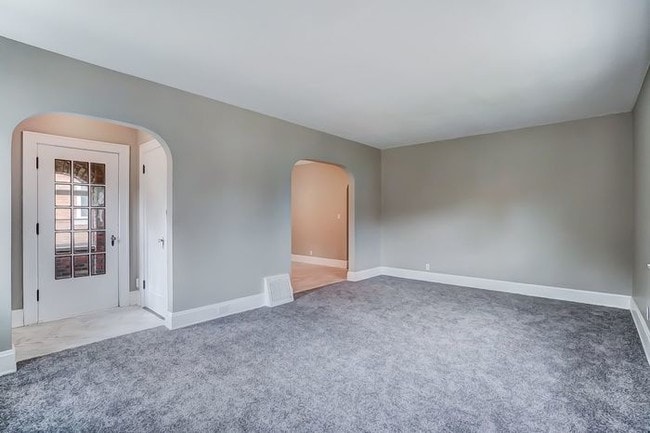 Building Photo - 5331 Grafton Ave