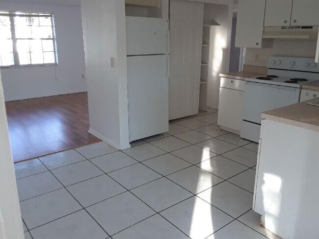 Building Photo - 7410 Castanea Dr