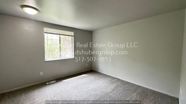 Building Photo - 943 Vincent-