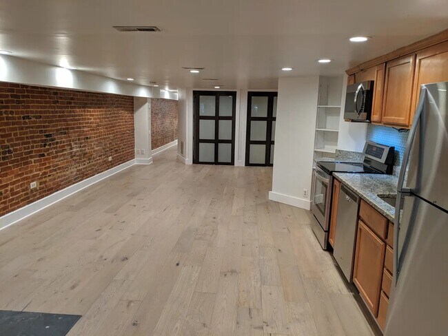 Foto del edificio - 1317 Irving St NW