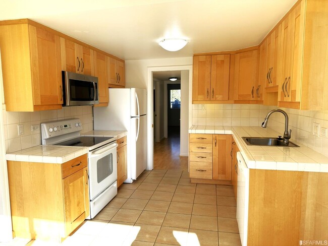Foto del edificio - 2361 Sharon Rd