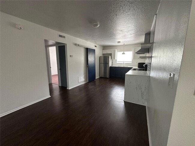 Building Photo - 1000 Lake of the Woods Blvd