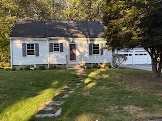 Foto principal - 35 Colton Ln