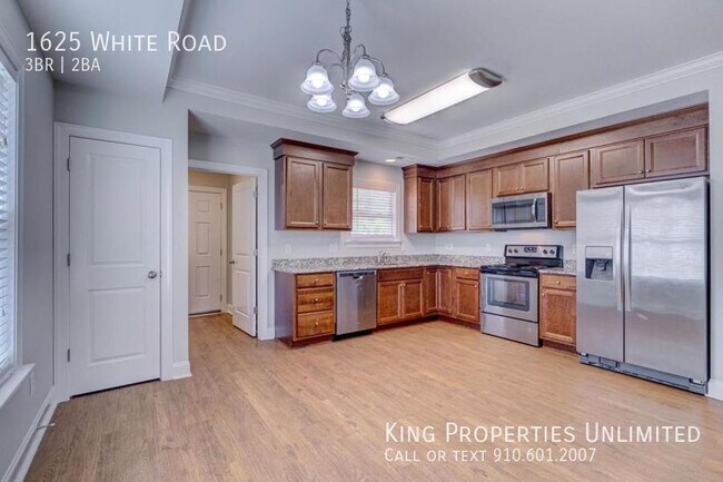 Foto del edificio - 1625 White Road