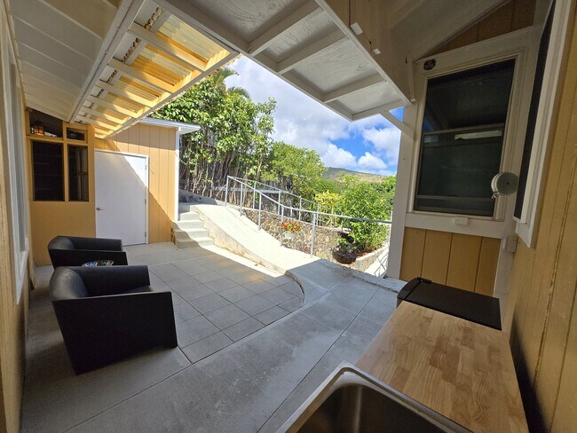 Foto del edificio - 2142 Damon St