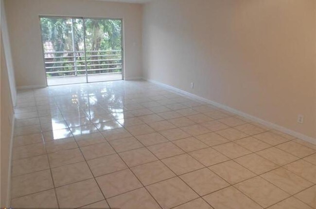 1756 Nw 58th Terrace Unit 4e Sunrise Fl 33313 Apartment For Rent Building Photo 1756 Nw 58th Terrace