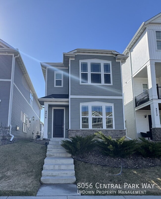 Foto del edificio - 8056 Central Park Way