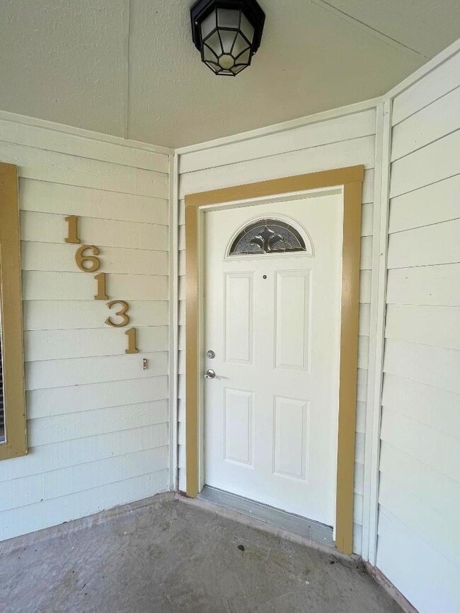 Building Photo - 16131 Golden Sands Dr