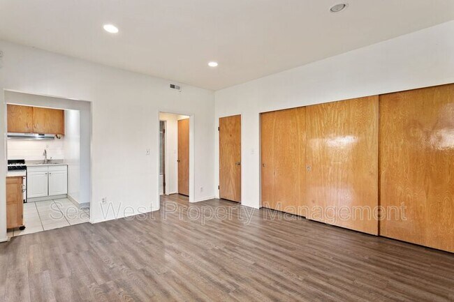 Foto del edificio - 115 Norfolk Dr