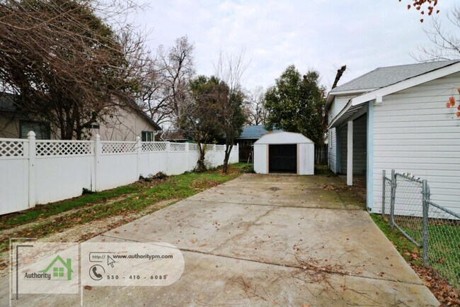 Foto del edificio - 1880 Ferry St