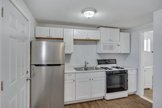 Photo - 2238 E Taylor St Apartment