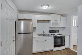 Building Photo - 2238 E Taylor St