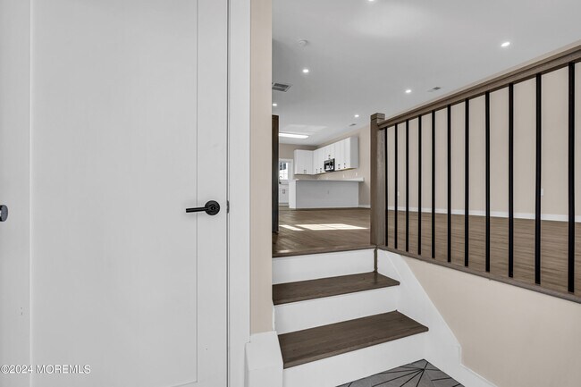 Foto del edificio - 333 1st St