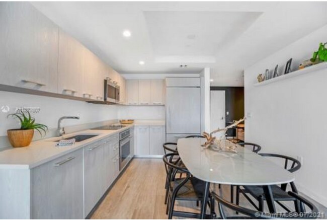 Foto del edificio - 55 SW 9th St