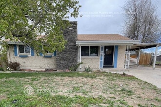 Building Photo - 250 Aspen Dr