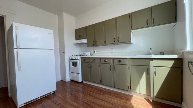 Photo - 15 Edith St Apartment