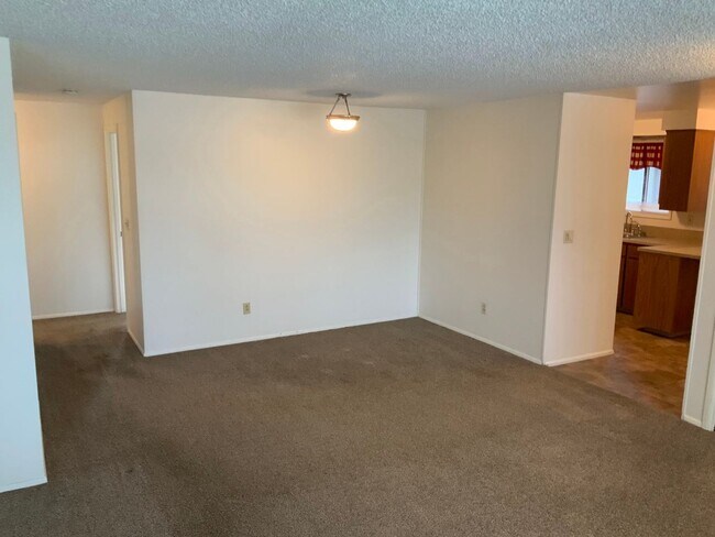 Foto del edificio - 1410 Amberland Ave